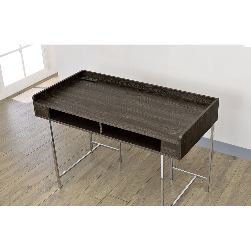 Bureau d'ordinateur moderne avec tiroir USB