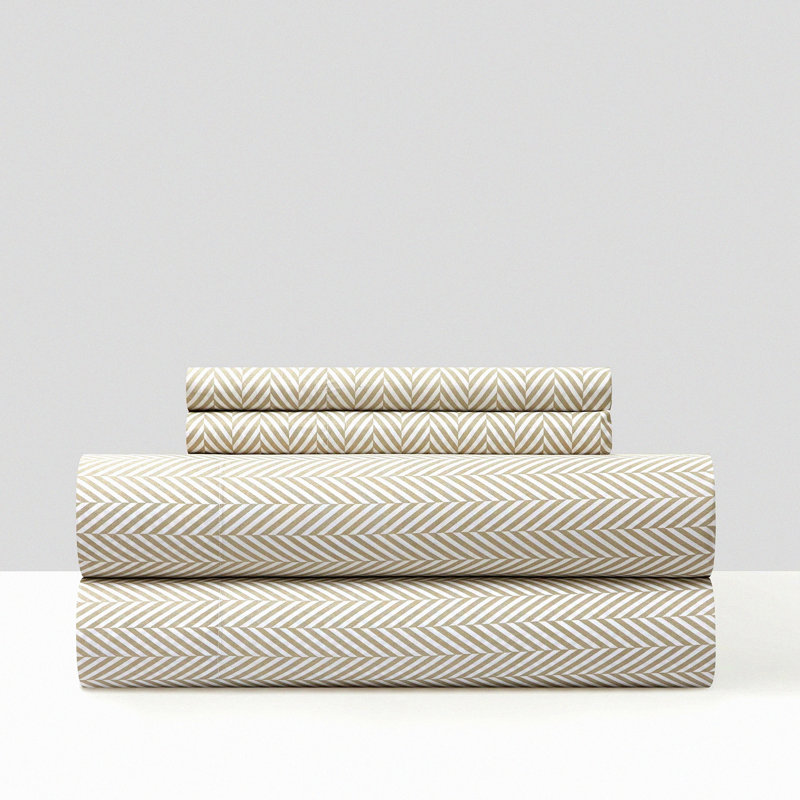 Herringbone Dream 4-Piece Sheet Set - Super Soft Graphic Design - Includes Flat, Fitted Sheet, 2 Pillowcases - Cozy Bedding Collection