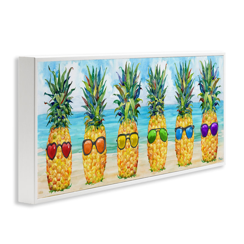 «Rainbow Beach Pineapples», art de la giclée encadrée par Paul Brent, Estampe numérique encadrée blanc bord de mer