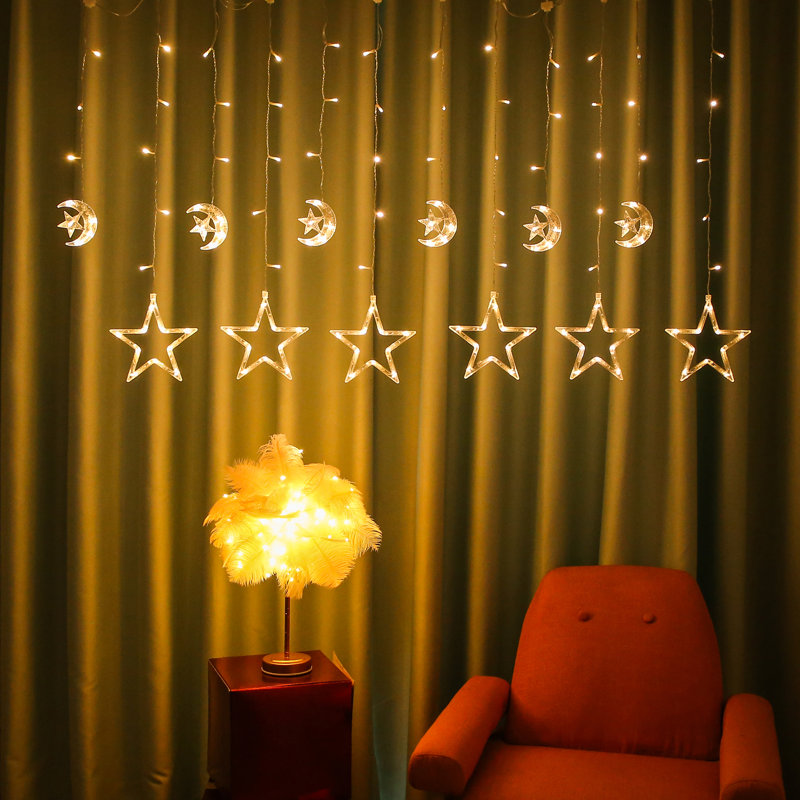 138 guirlandes de lumière