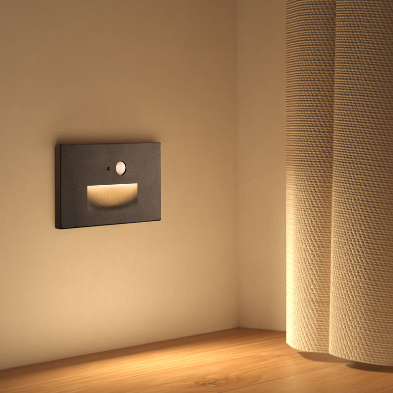 Applique murale en aluminium Kaynin, Noir mat