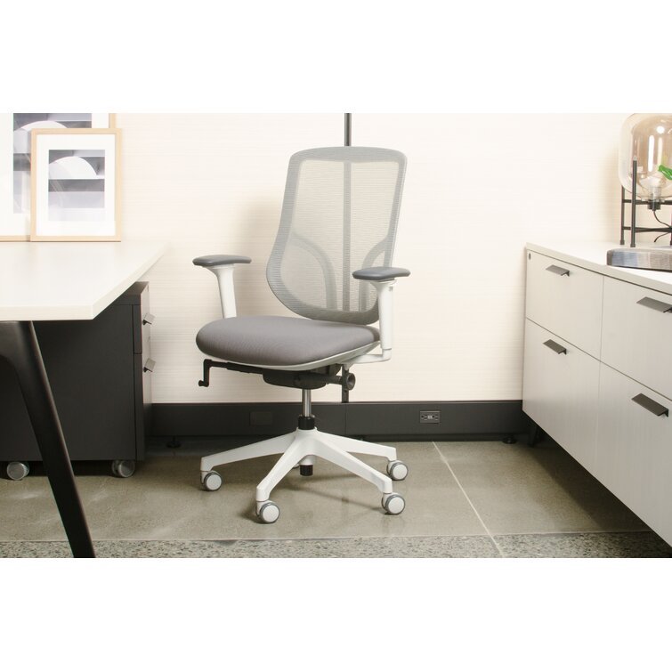 Special-T Task Chair – Corner Nook