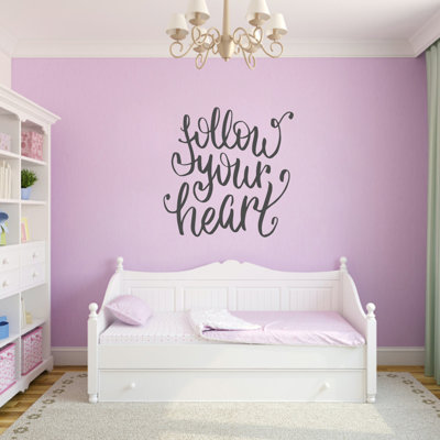 Décalcomanie murale en forme de coeur