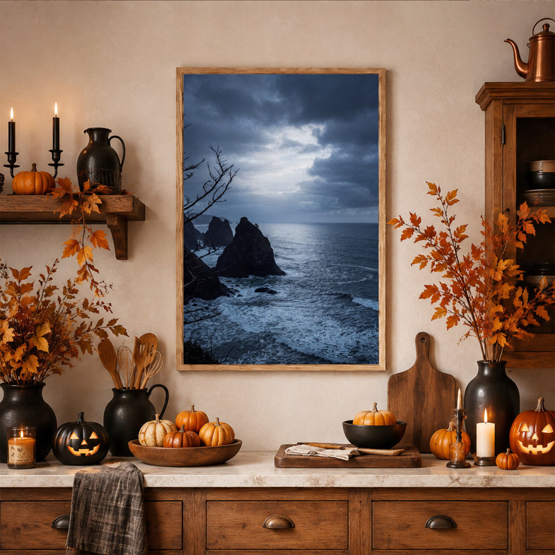 Toile murale d'Halloween représentant des rochers bleus et des vagues océaniques, 36"H x 24"W
