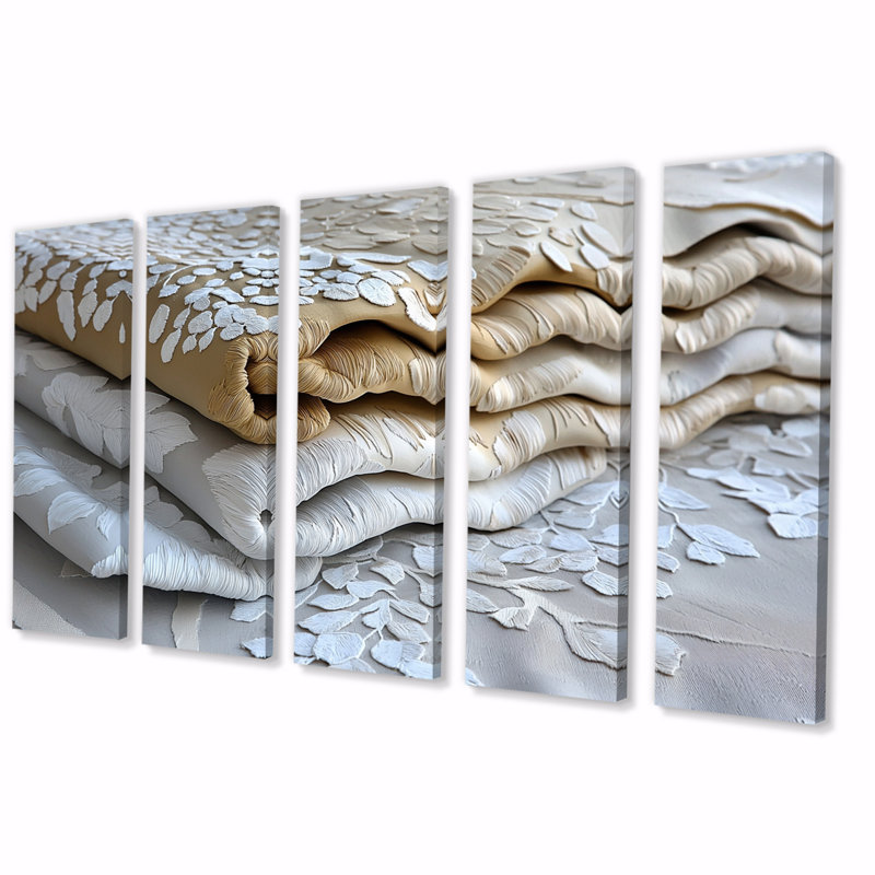 «Gold and White Moroccan Textiles III - Morocco», art mural sur toile, H 28 po x l 60 po