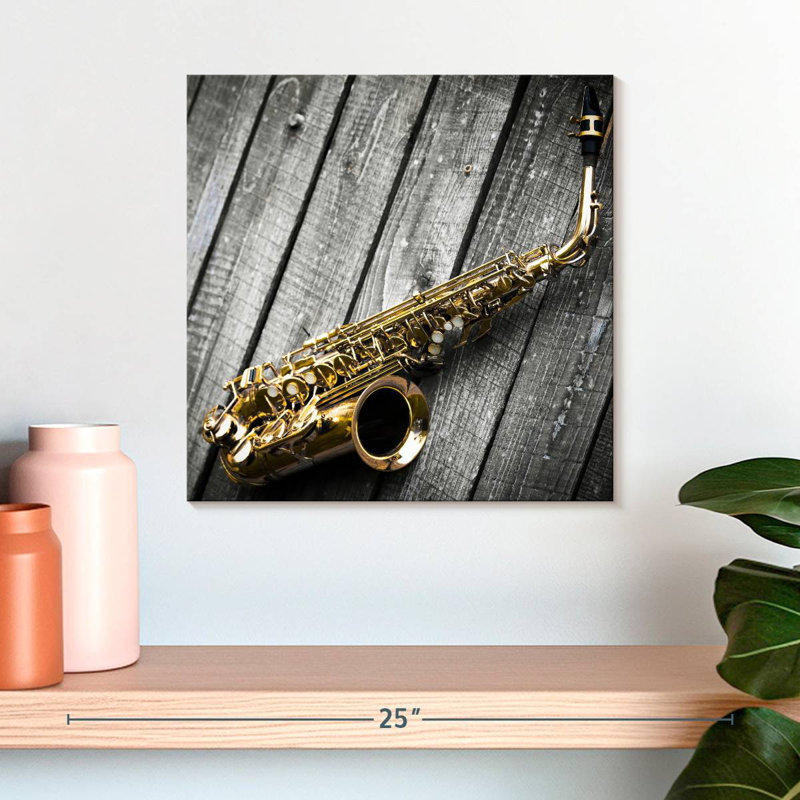 Saxophone alto Abarca, H 16 po x l 16 po
