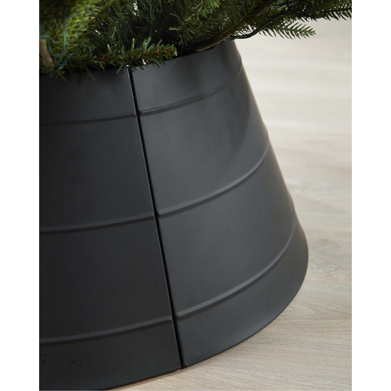 Metal Tree Collar