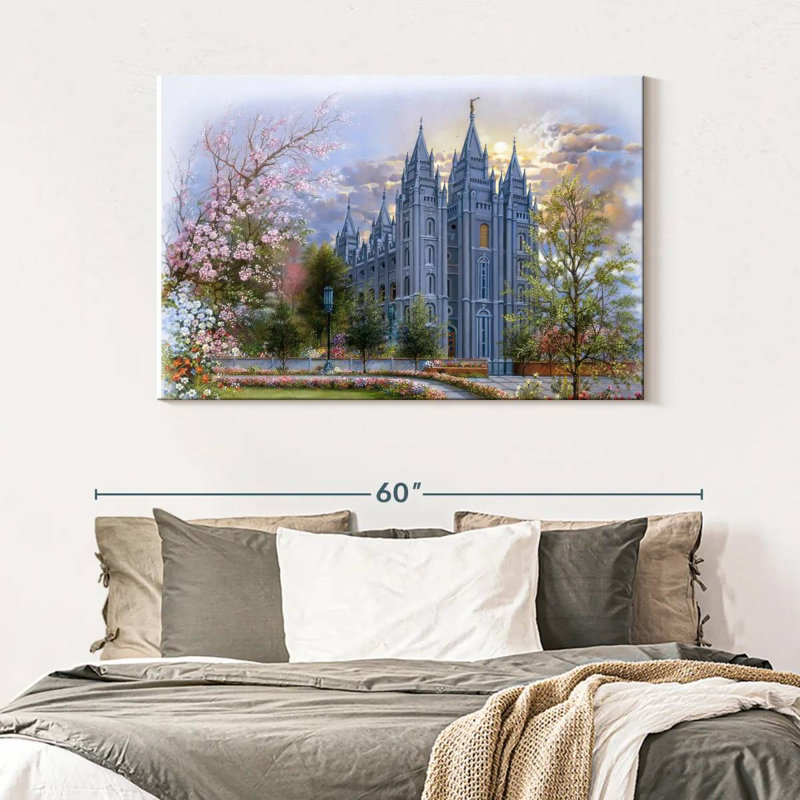 Nicci Temple Garden, 32" H x 48" W