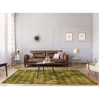 Tapis jaune serpents