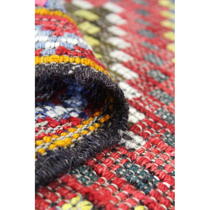 Tapis unique rouge / ivoire / framboise 6 pi 9 po x 8 pi Jijim