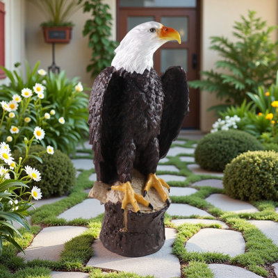 Superbe statue d'aigle à tête blanche - un symbole de fierté américaine pour votre jardin