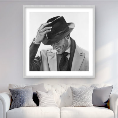 Homme bien habillé, reproduction encadrée monochrome avec passe-partout | Décoration intérieure