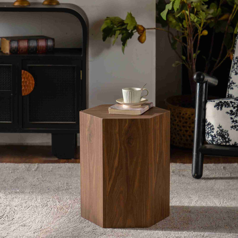 Table de bout hexagonale moderne, Noyer
