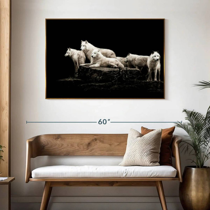 Loups blancs, 46 po x 31 po, Cadre flottant doré