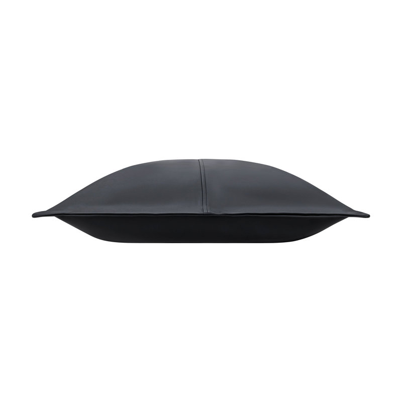 Coussin décoratif en similicuir noir Cloud9 Design