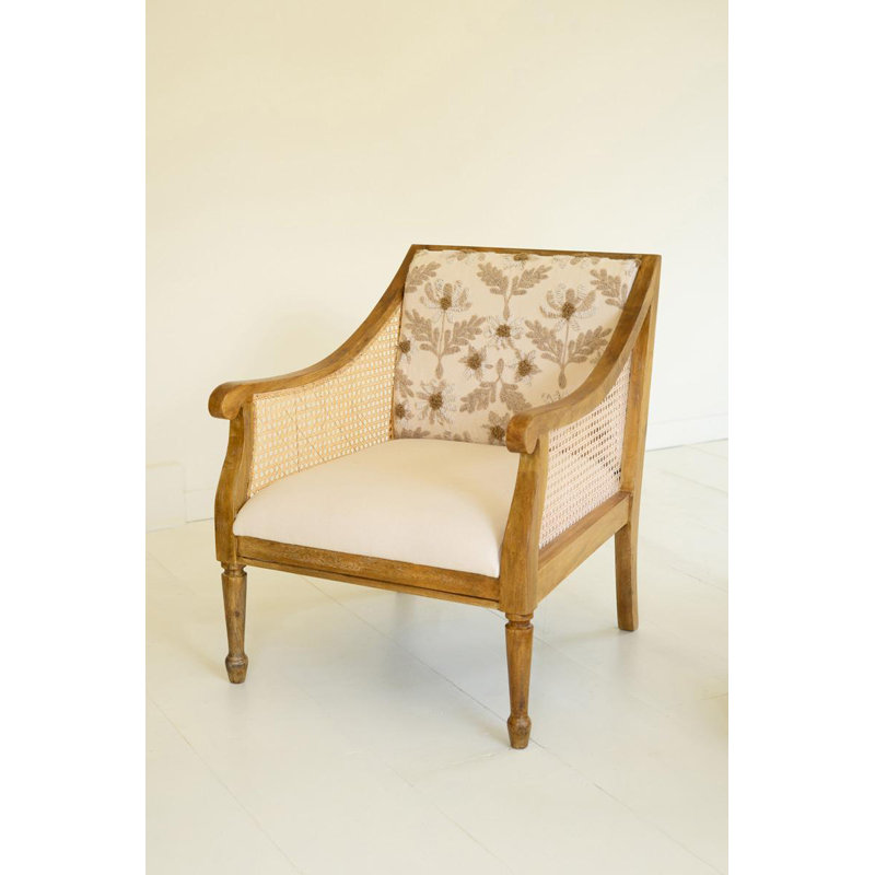 Fauteuil en bois de manguier et canne avec dossier brodé