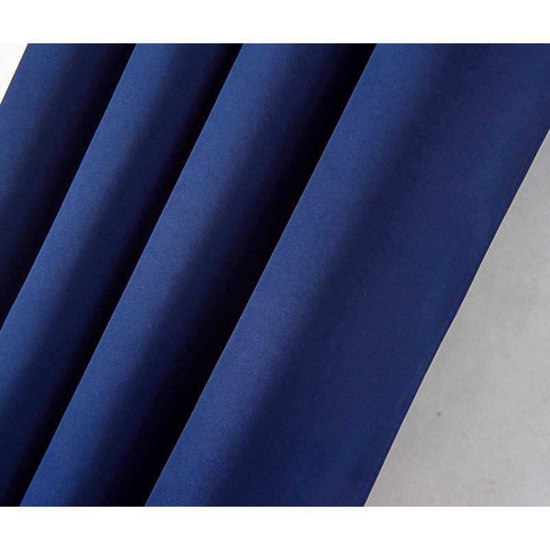 Rideau simple occultant et isolant avec passe-tringle Twilight, Bleu marine, 54" W x 90" L