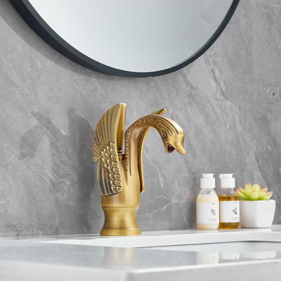 Single Handle Single Hole Bathroom Sink Faucet with Drain Assembly