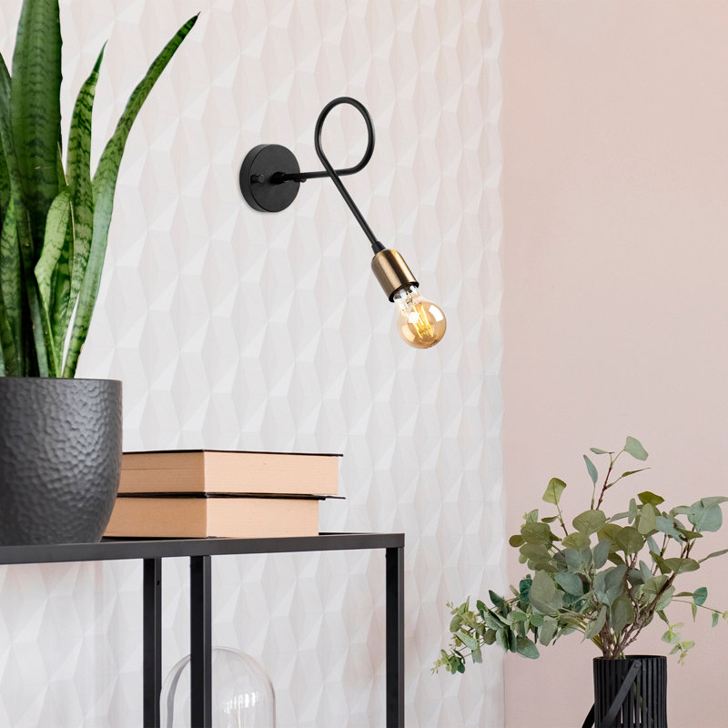 Lampe murale élégante avec corps en métal, finition noire et antique, 4,7 po x 12,2 po x 9,8 po | Douille E27, 15 W maximum | Parfait pour les décors bohémiens, industriels et scandinaves | Conception durable avec plaque de base en métal