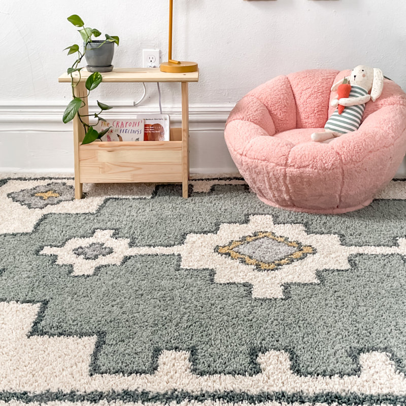 Jazaria Southwestern Medallion Shag Area Rug, Rectangle 7'10" x 10'