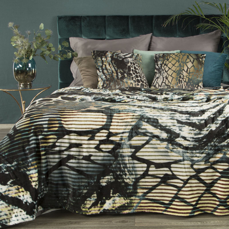 Einya Polyester Abstract Bedspread