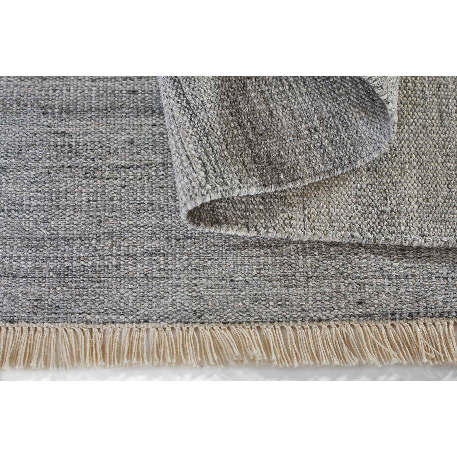 Cassandra Gray Hand-Woven Outdoor Rug, Rectangle 2' x 3'