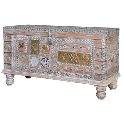 Clairlea Blanket Chest