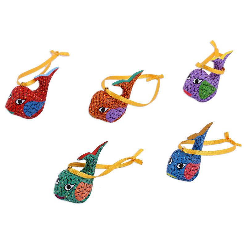 Ornement figurine suspendu doux baleine alebrije