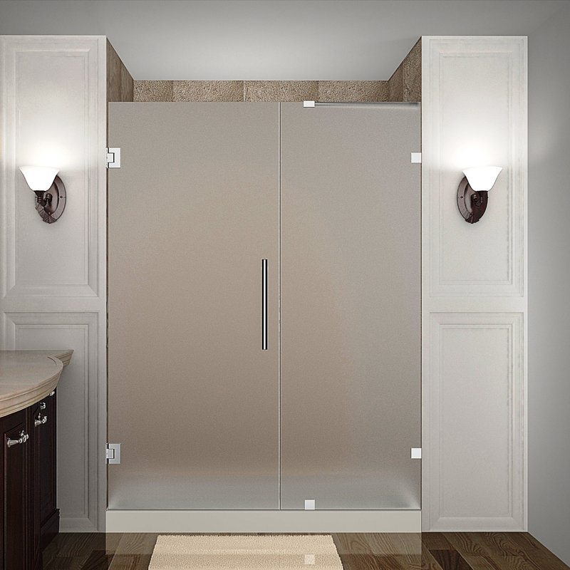 Porte de douche à charnière complètement sans cadre 66 po x 72 po Nautis, Chrome