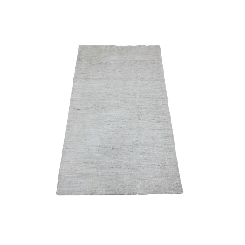 Tapis blanc en laine nouée à la main 2 pi 10 po x 4 pi 9 po Ghazni 6B6F56A658F845D4B9C0AD2810E593E6