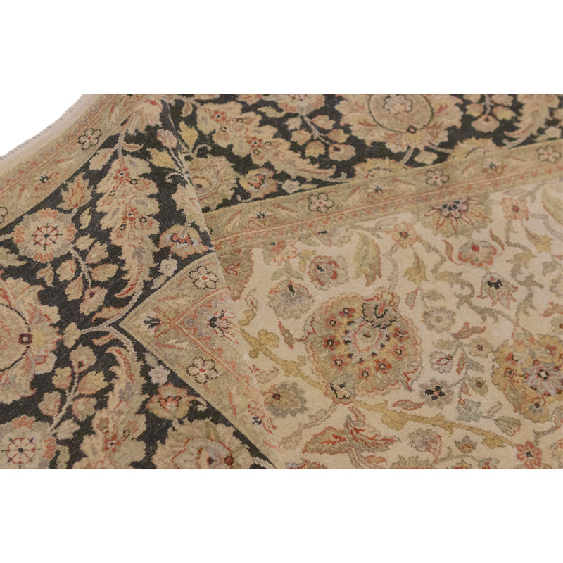 Tapis crème et noir noué à la main de haute qualité