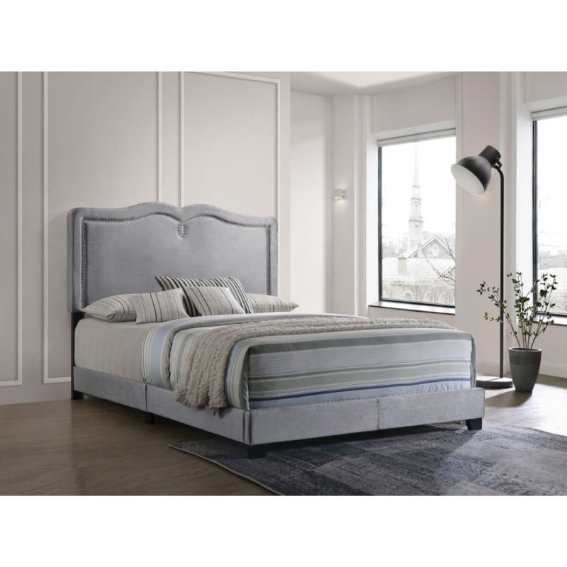 Grand lit standard tapissier Keb