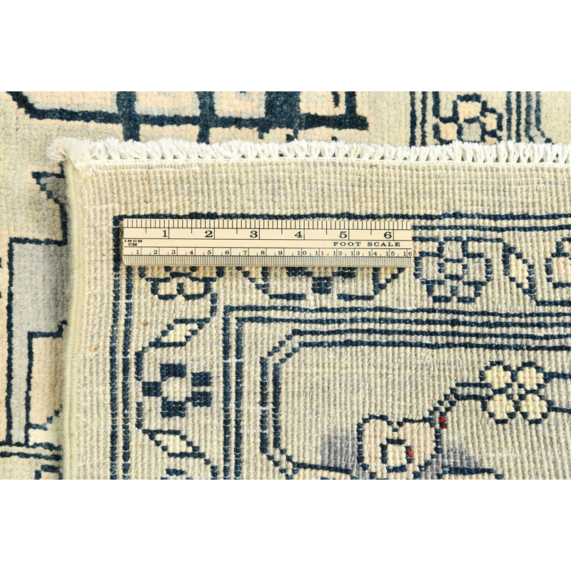 Tapis oriental tribal carré 8X8 One-of-a-Kind