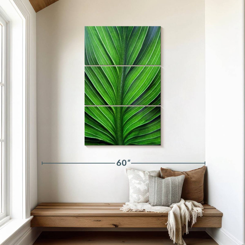 Harnek Leaf Lines, 45" H x 28" W