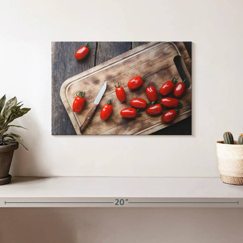 Yarlin Plum Tomatoes, 8" H x 12" W