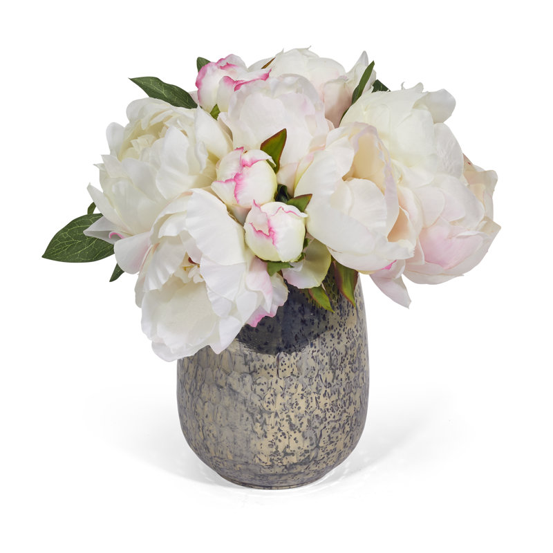 Arrangement floral pivoines dans un vase, Crème