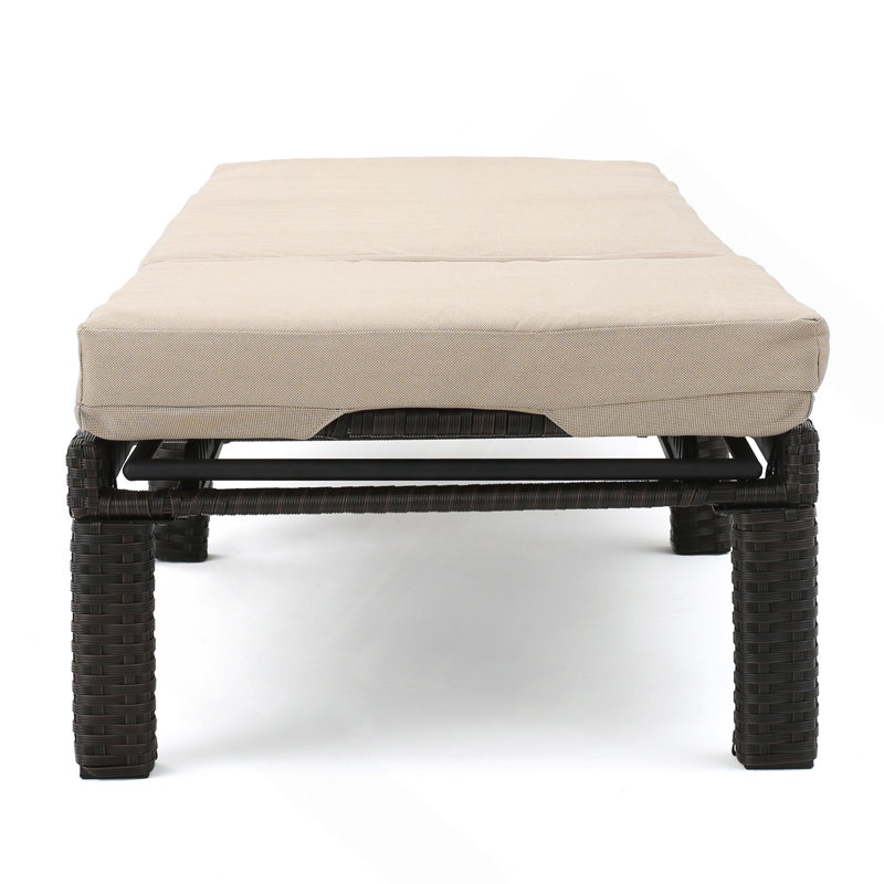 FAUTEUIL PUERTA KD CHAISE, CADRE BRUN FONCÉ AVEC COUSSIN BEIGE