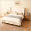 Grand lit tapissier avec tête de lit haute de 54 po Harper, simplicité élégante, sans sommier, assemblage facile, très grand lit californien, boucle ivoire-509159691