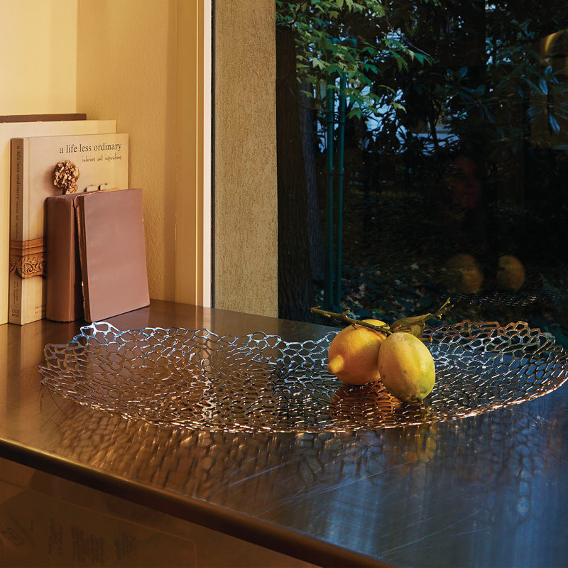Opus Centrepiece, Mirror Polished
