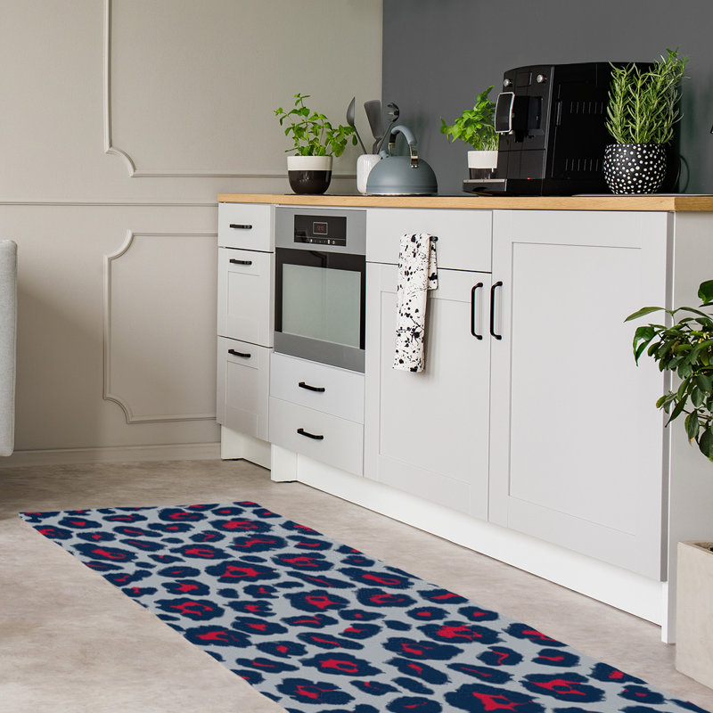 Animal Print Indoor Rug, Runner 2'6" x 8'