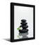 Pierres zen pierres empilées avec reflet de fleurs blanches-1016463526-1016463527-1016463530