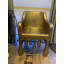 Statue de chaise qui fond-112599336