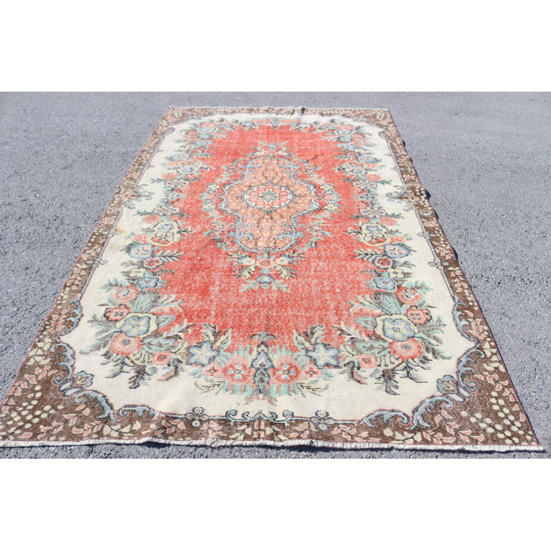 Grand tapis turc tissé à la main à motif floral, idéal pour la décoration bohémienne dans un style classique anatolien