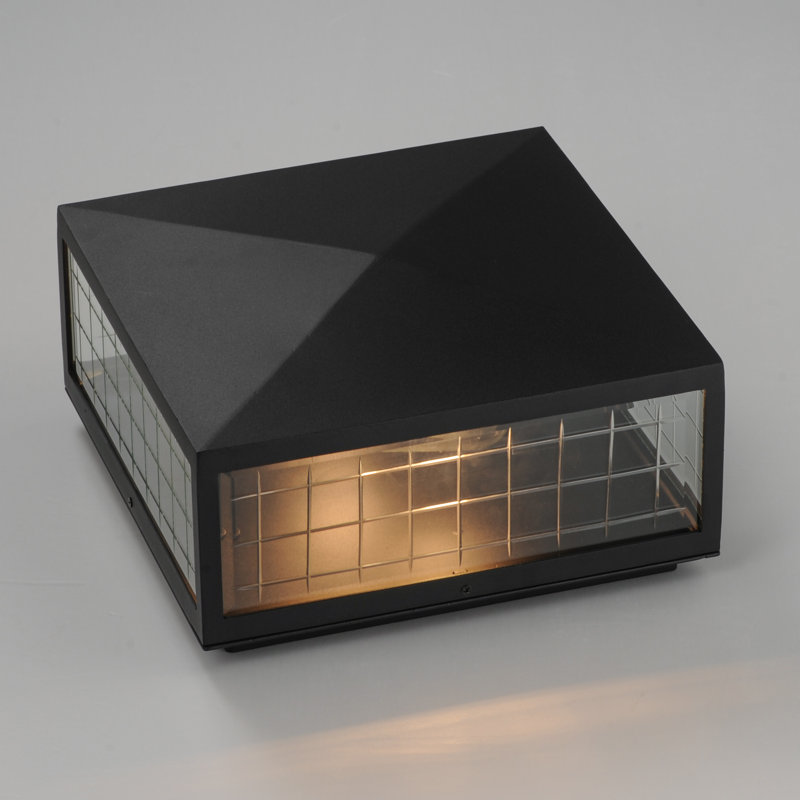 Magnus-Outdoor Deck Lantern