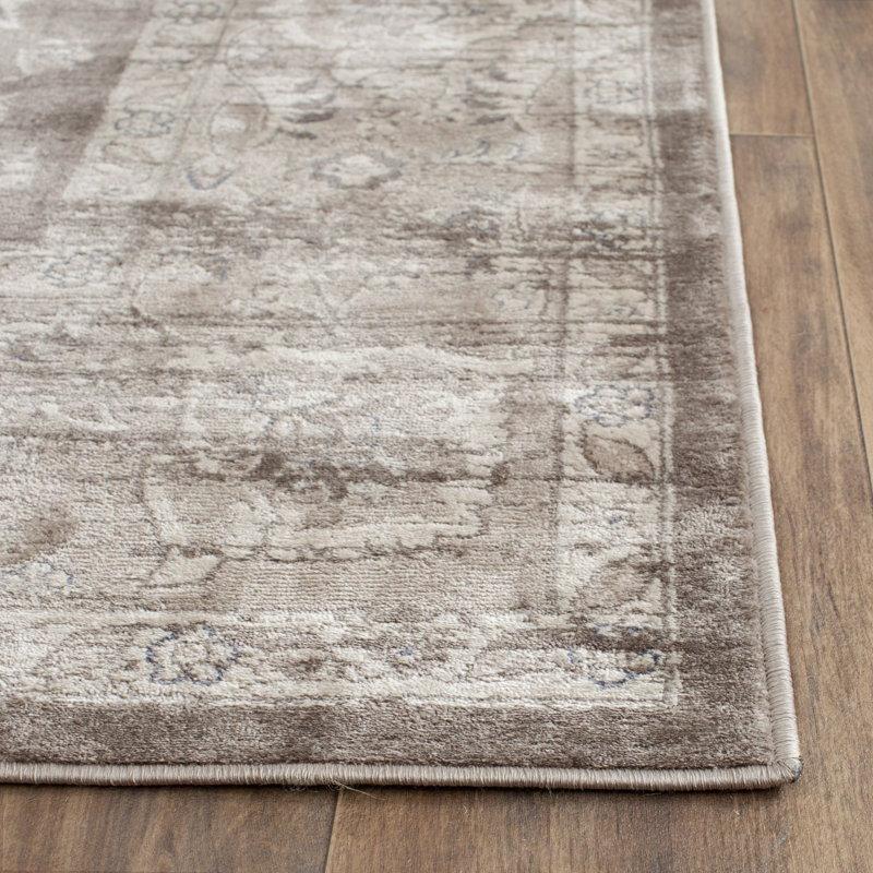 Bassey Vintage Performance Oriental Rug, Rectangle 3'3" x 5'3"