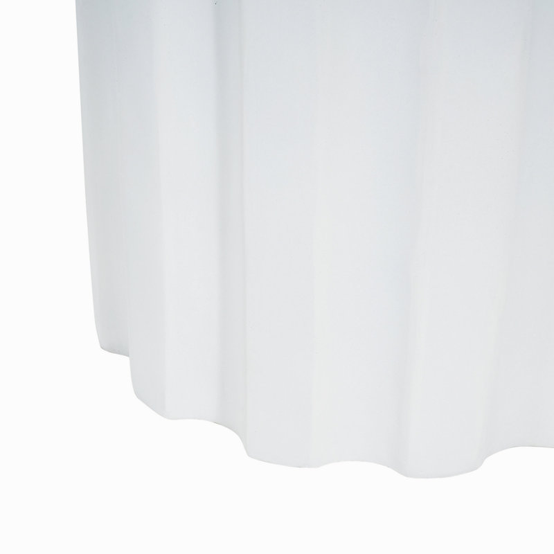 Table d'appoint d'extérieur en béton blanc