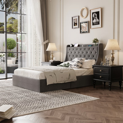 Structure de lit plateforme tapissier pleine grandeur - 4 tiroirs de rangement, tête de lit à oreilles avec charge de type C et USB, capitonnage à losanges, lattes de bois, aucun sommier requis, assemblage facile - gris, WR02F