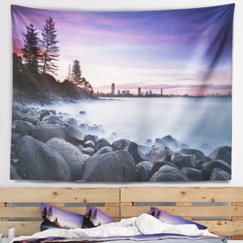 Paysage marin, pointe de Burleigh, tapisserie bleue, H 32 po x l 39 po