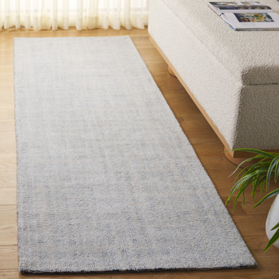 Tapis bleu marine / ivoire en coton touffeté à la main Restoration Vintage 902