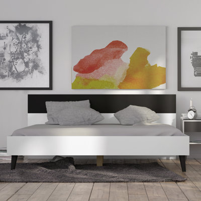 Myrasol Bed